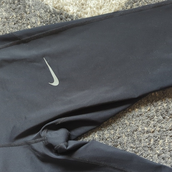 Nike Dri-Fit Small Black Power Epic Run Crop Leggings 831631-010 - Picture 4 of 11
